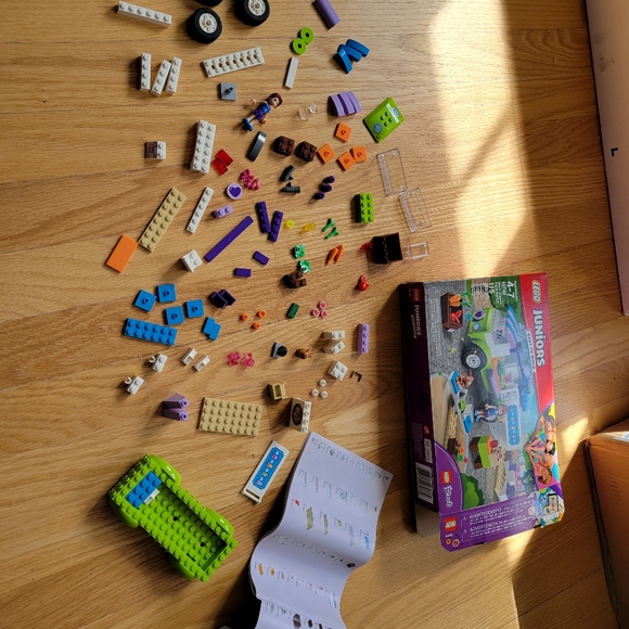 Lego friends mias organic food market - Picture 5 of 6